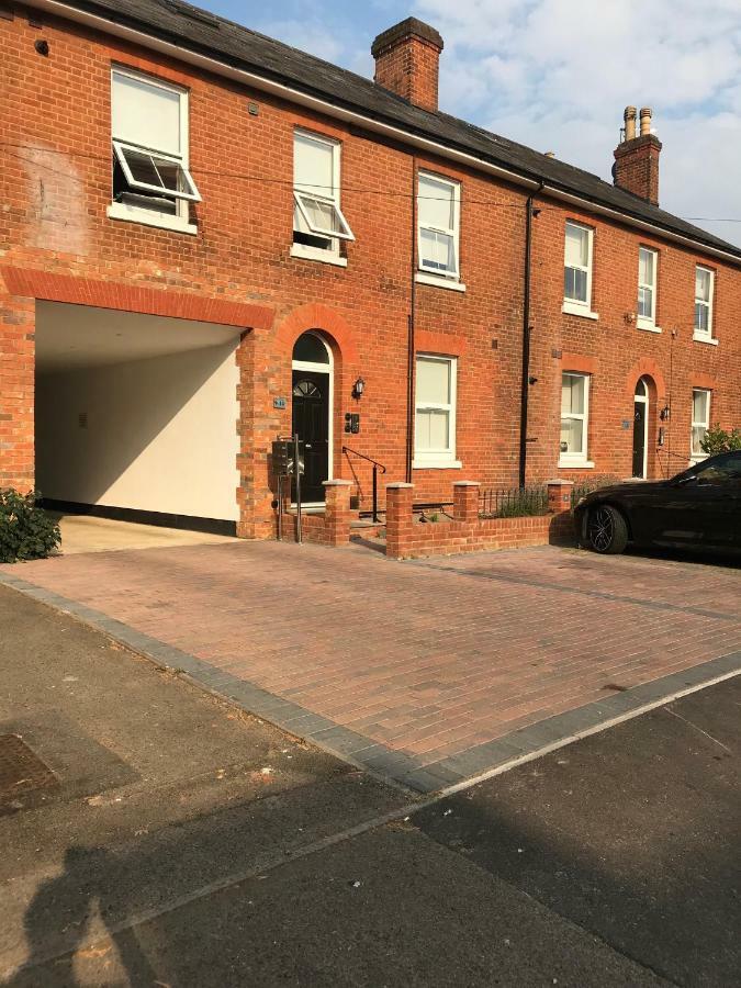 1 Helena House Brownlow Road Reading